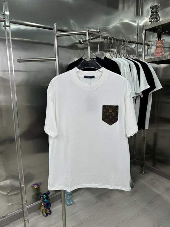 Picture of Louis Vuitton T Shirts Short _SKULVS-XLjdtx69617424